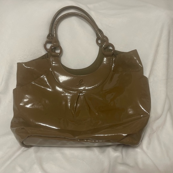 Agnes B enamel leather shoulder bag - Picture 9 of 13